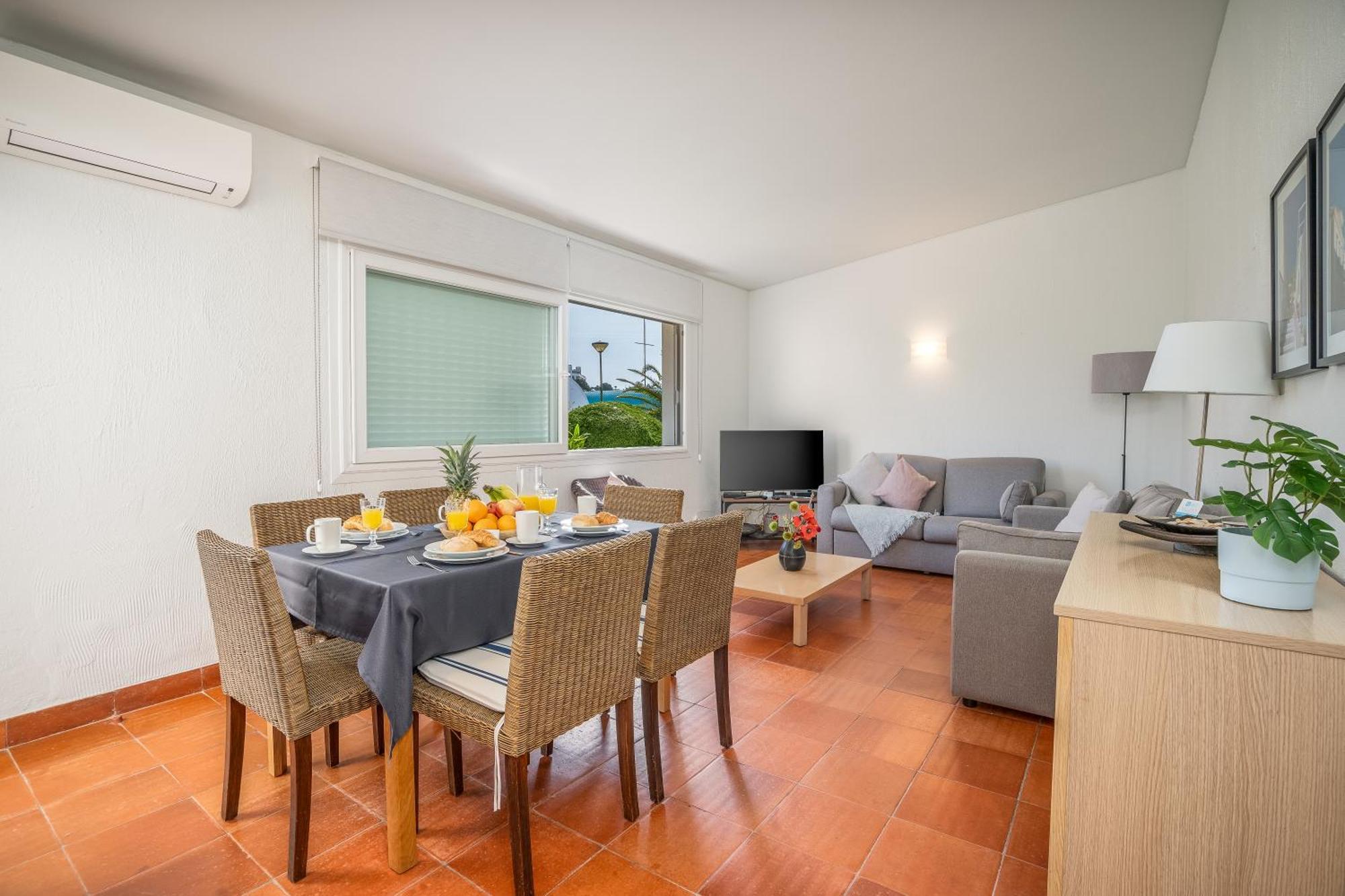 Casa de Férias 4 *